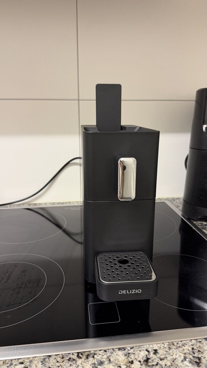 Delizio Macchine per caffè & Macchine per espresso: Delizio Carina Coffee Machine  – Nuovo (secondo la descrizione) da Basel venduto da NecC