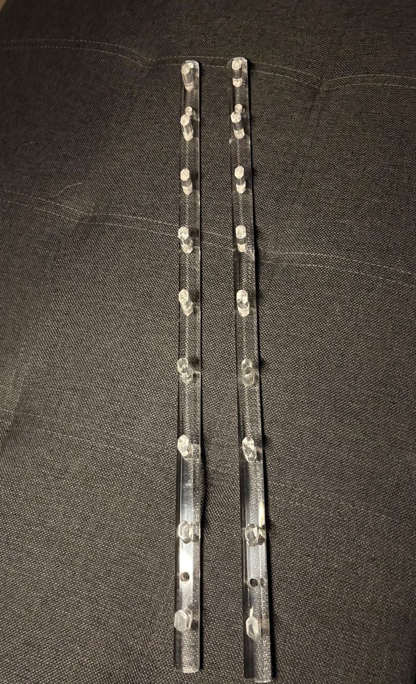Guardaroba: Plexiglas Garderobe/Hackenleiste – Nuovo (secondo la descrizione) da Niederbipp venduto da fashionfuchs