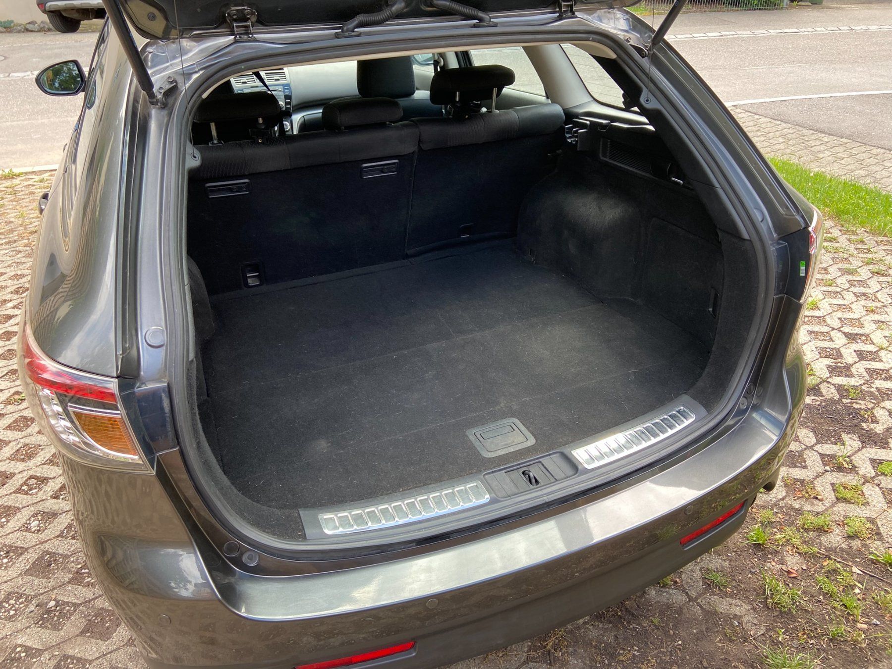 Mazda Automobili: Mazda 6 2.0 DISI Sport – Usato da Derendingen venduto da Sampler88 3