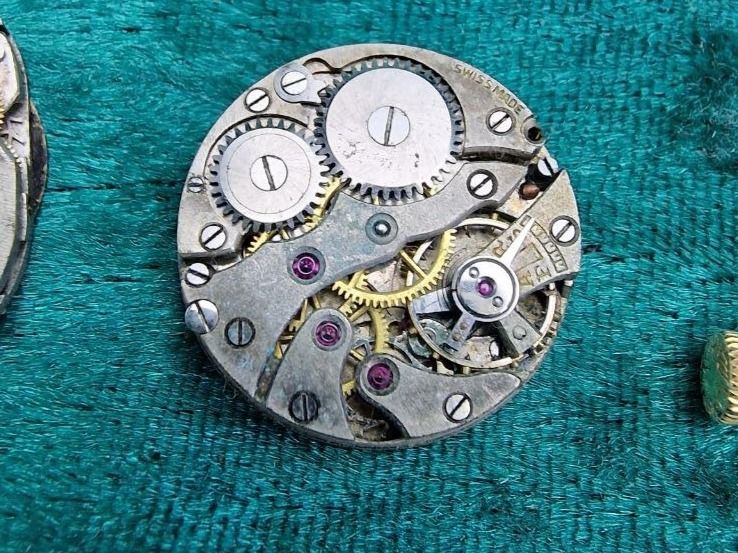 Orologi: Marken Damenuhrwerke Convolut als Defekt oder Ersatzteile – Difettoso da Bassersdorf venduto da antikvintage 5