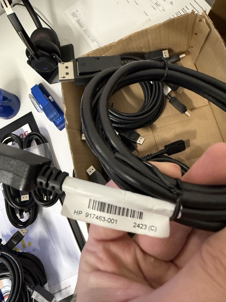 Hewlett Packard Kabel: Preis für 12 Stück - HP DisplayPort 1.8m – Neu (gemäss Beschreibung) aus Oberriet SG von Petros. 3