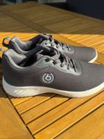 Neue Bugatti Sneaker grau