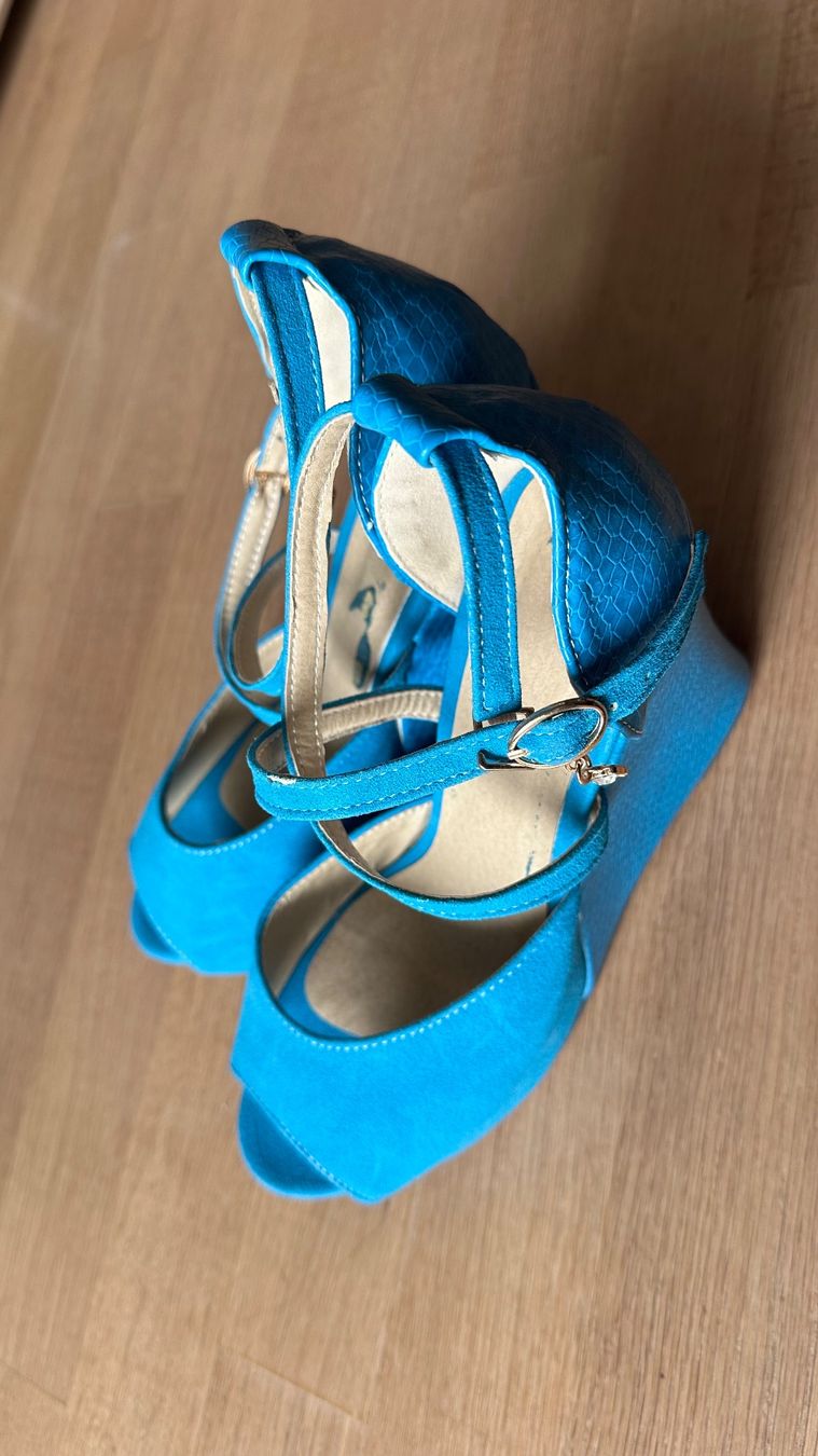 Scarpe da donna: Damen Schuhe Gr 38 – Usato da Jonen venduto da BMWE369 1
