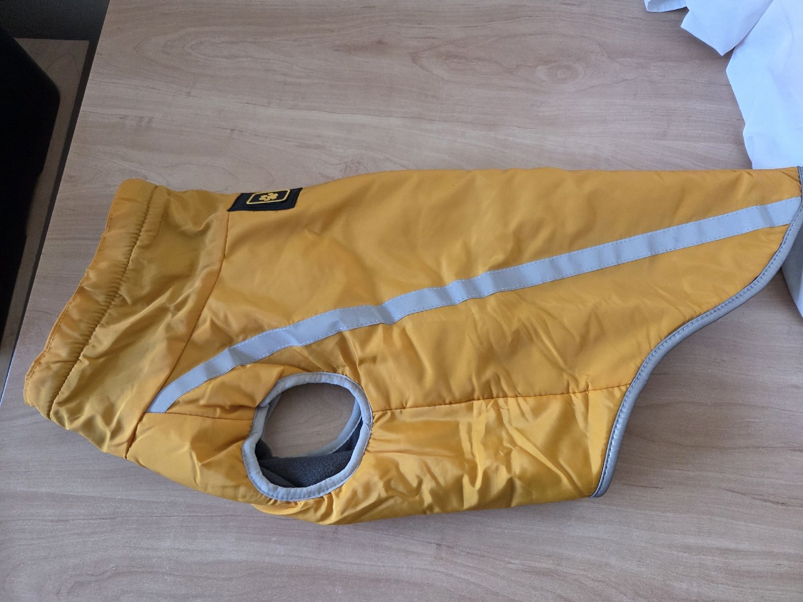 Abbigliamento: Warme Hundemäntel Fleecefutter Neu Diverse Größen im Angebot – Nuovo (secondo la descrizione) da Winterthur venduto da katzen07 5