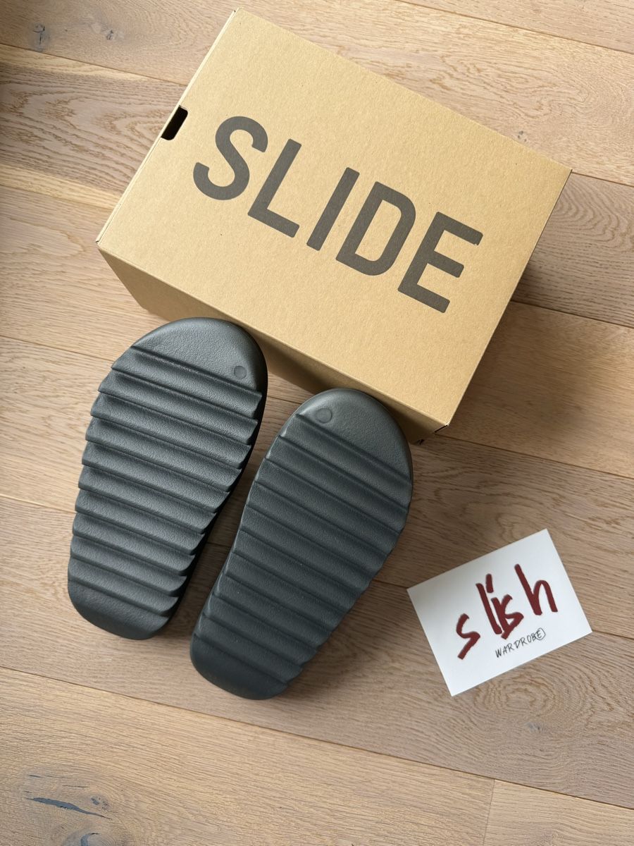 Adidas Scarpe da uomo: Yeezy Slide – Nuovo e nell'imballaggio originale da La Chaux-de-Fonds venduto da slishwardrobe 3