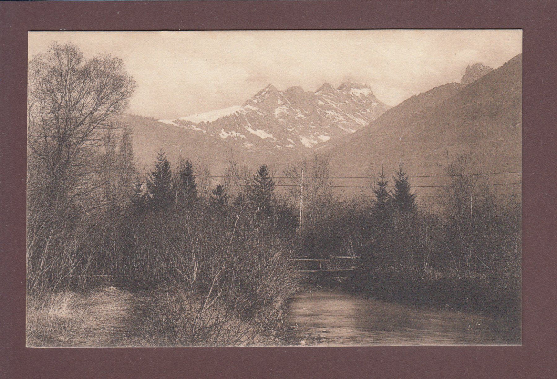 Cartoline postali: LES DIABLERETS vus depuis Bex – Usato da Pully venduto da nicecards