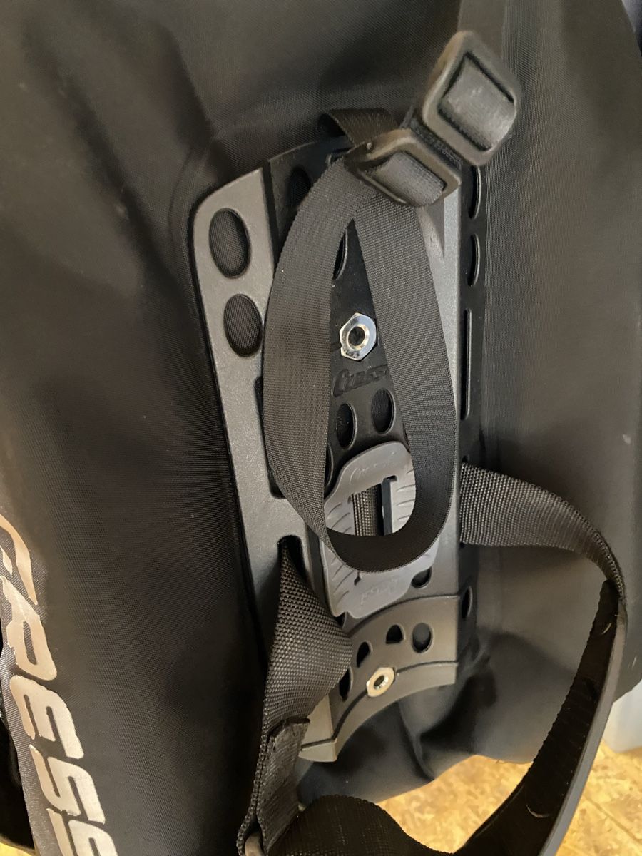 Cressi Combinaisons de plongée: Tauchjacket Back Jac Cressi Gr. S – Neuf (Voir description) à Pfäffikon ZH par Deko-Stopp 4