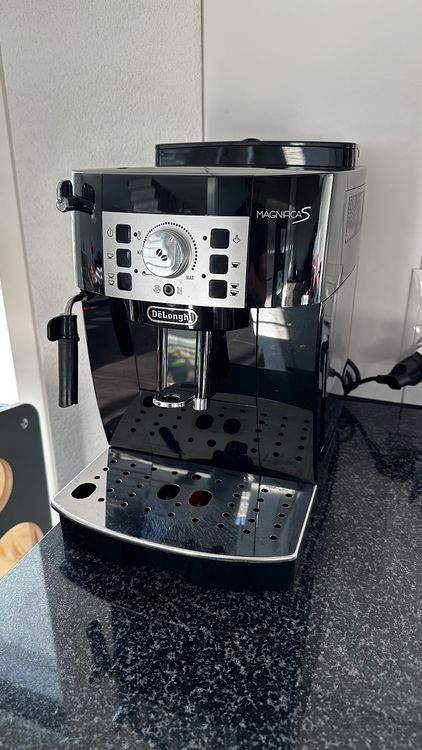 Kaffeevollautomat De'Longhi Magnifica S ECAM 22.110.B | Kaufen Auf Ricardo