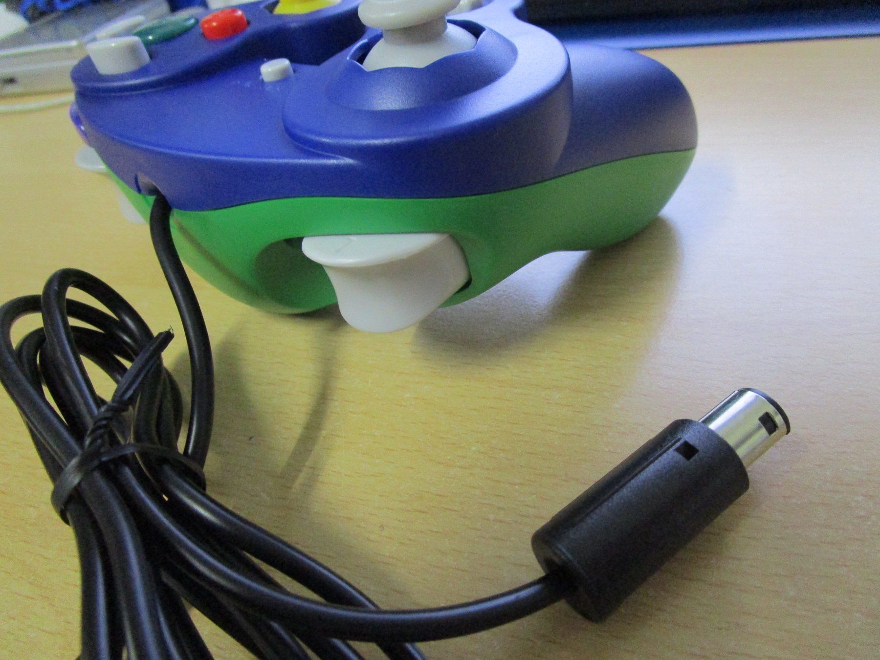 Controller: Game Cube Controller Joypad Luigi blue green blau/grün NEU – Nuovo (secondo la descrizione) da Goldau venduto da agestuffer 3