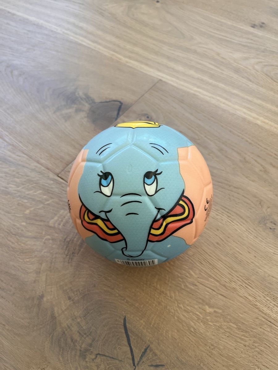 Giocattoli: Dumbo Kinder Ball – Usato da Tagelswangen venduto da PhilipH01
