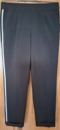 Schicke Opus Melosa Pin Hose, Gr. 38, Top Zustand!