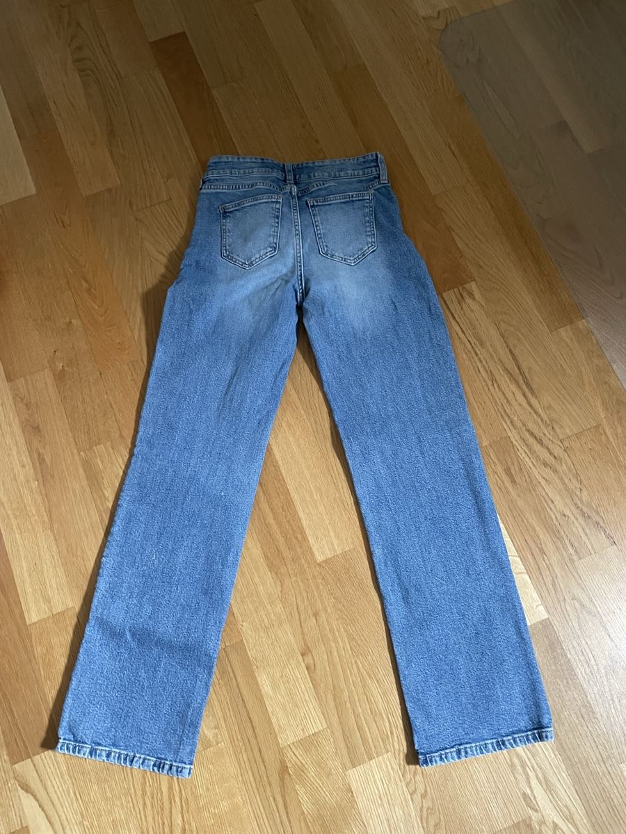 H&M Hosen: Jeans – Gebraucht aus Balgach von sei_s6d7 1