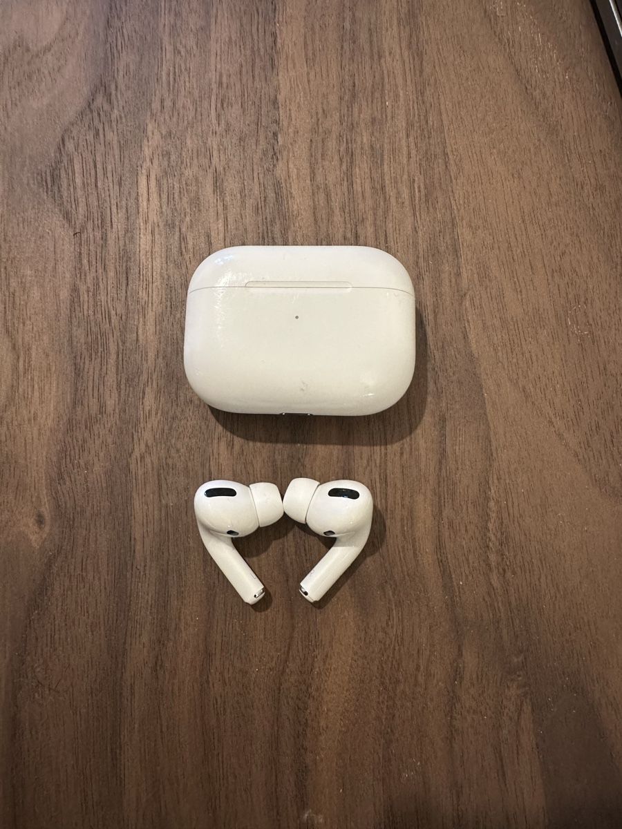 Apple Kopfhörer: AirPods Pro 1 Gen – Gebraucht aus Zug von Joelky 3