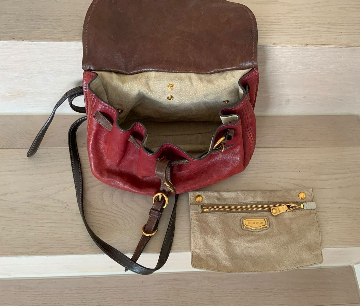 Miu Miu Sacs femmes: MIU MIU Tasche – D'occasion à Zürich par liviam1 4