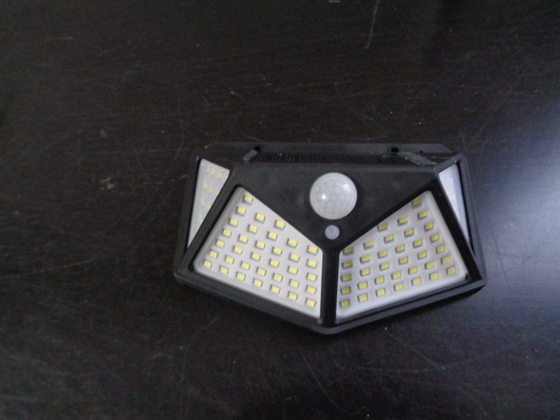 Lampen: Solarlampe LED mit Bewegungssensor – Neu und originalverpackt aus Langenbruck von Gumsi 5