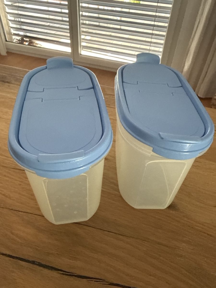 Tupperware Contenitori & Simili: 2x Tupperware Vorratsbehälter 1,1 liter – Usato da Wegenstetten venduto da ItsVi