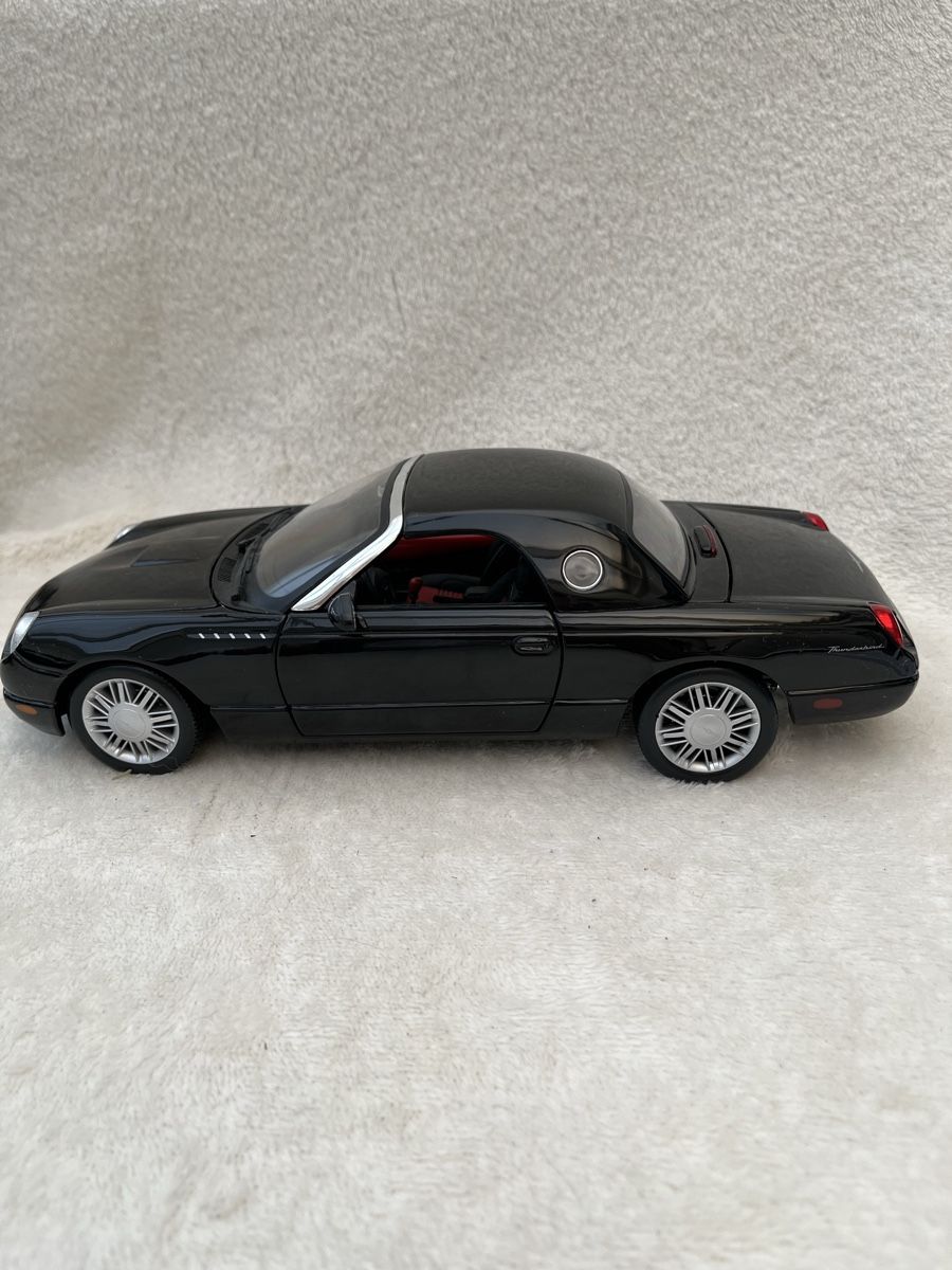 Ford Modellautos: Ford Thunderbird – Neu und originalverpackt aus Oberweningen von mer_2yn9 5