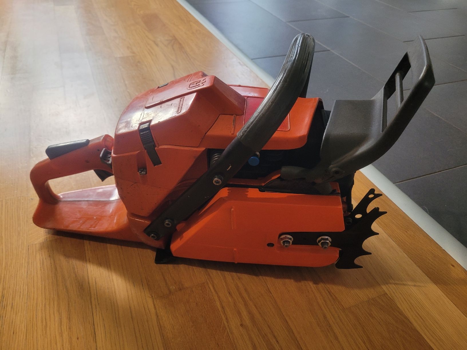 Husqvarna Sägen: husqvarna 372xp – Gebraucht aus Thônex von Jankhee 1