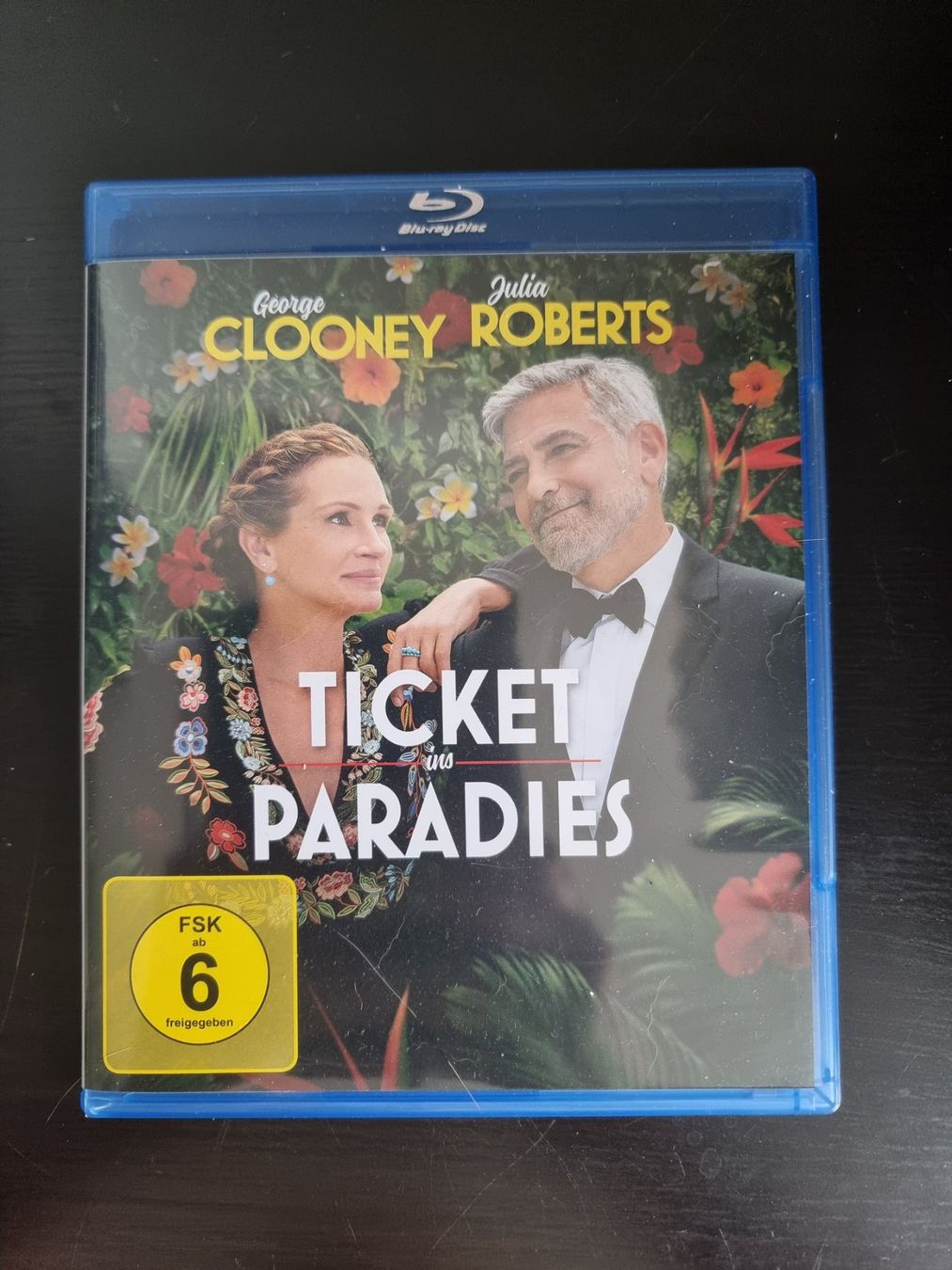 Tutti i DVDs: Ticket ins Paradies Bluray – Nuovo (secondo la descrizione) da St. Gallen venduto da jacky.k