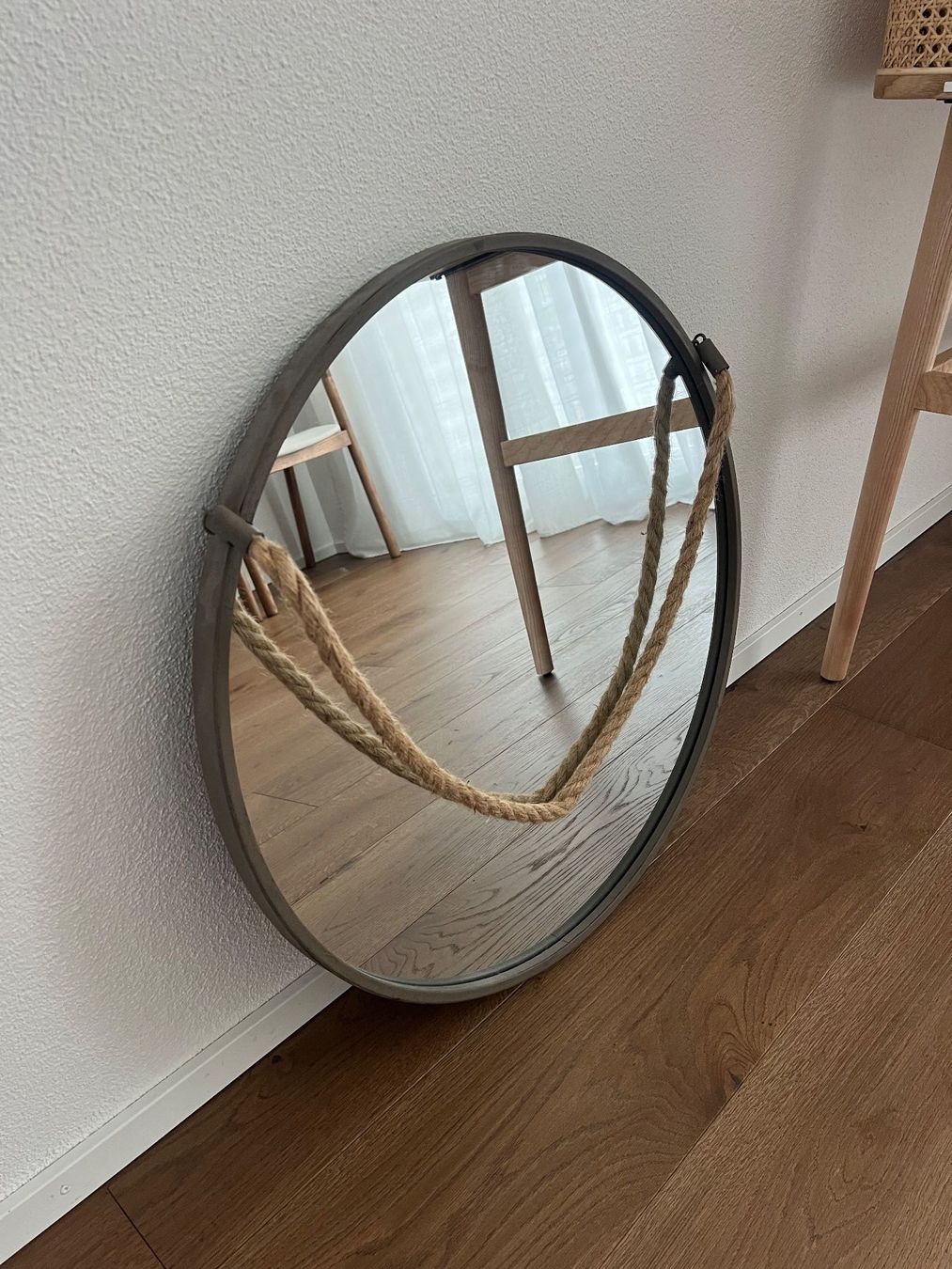 Maisons du monde Miroirs: Modern round mirror 60cm with rope hanger – D'occasion à Urdorf par karol.muszkiewicz 3
