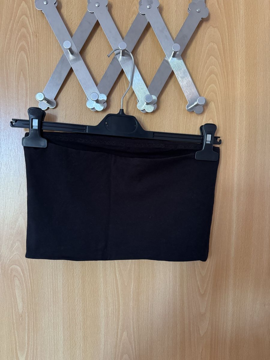Weekday Tops: Damen Bandeau Top schwarz – Neu (gemäss Beschreibung) aus Ins von maximal_30CHF 1