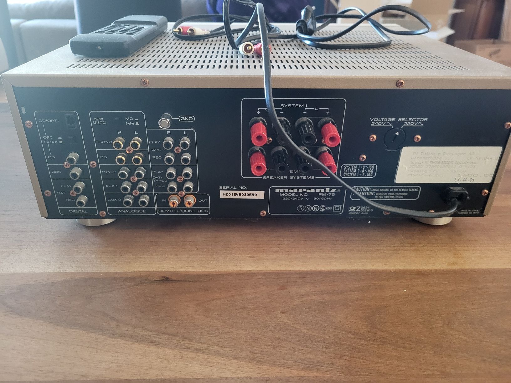 Marantz Verstärker: MARANTZ VOLLVERSTÄRKER – Defekt aus Fruthwilen von Mostro-Medusa 3