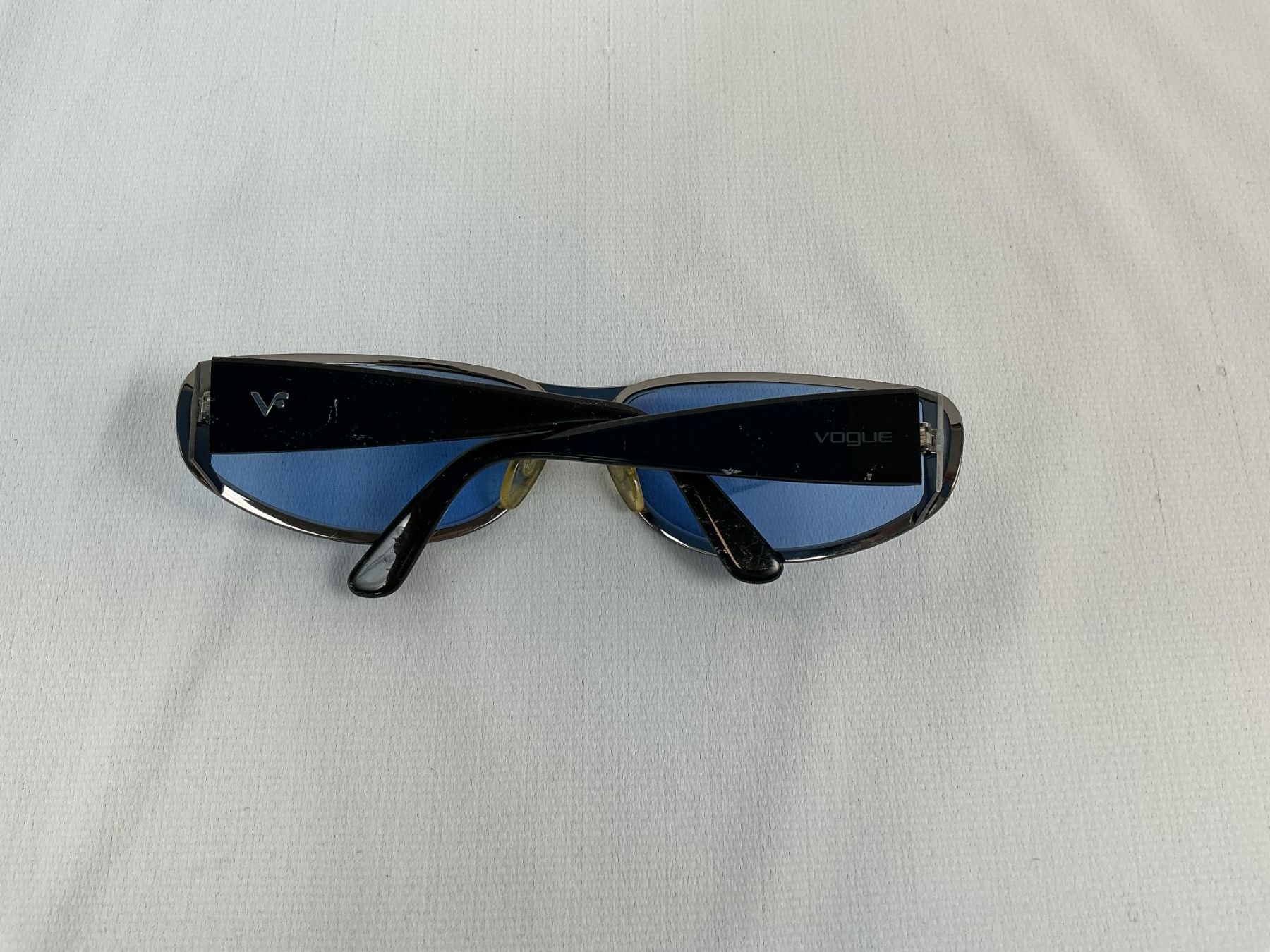 Vogue Occhiali & Lenti: VOGUE Glasses - Sonnenbrille – Usato da Richterswil venduto da Restwert_Richterswil 2