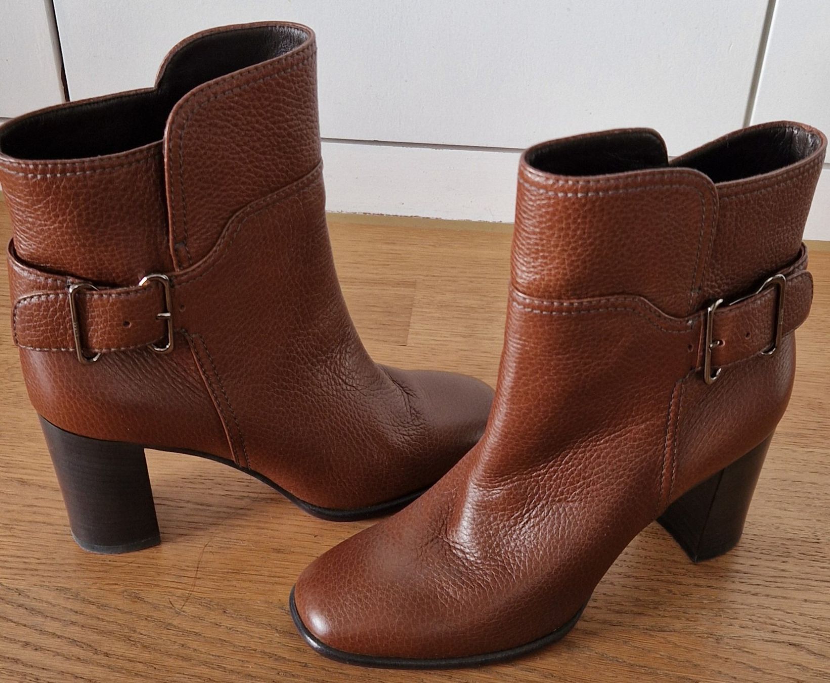 Bally Damenschuhe: Bally Leder-Stiefelette Gr. 37,5, NEU – Neu (gemäss Beschreibung) aus Oberrohrdorf von Friedob