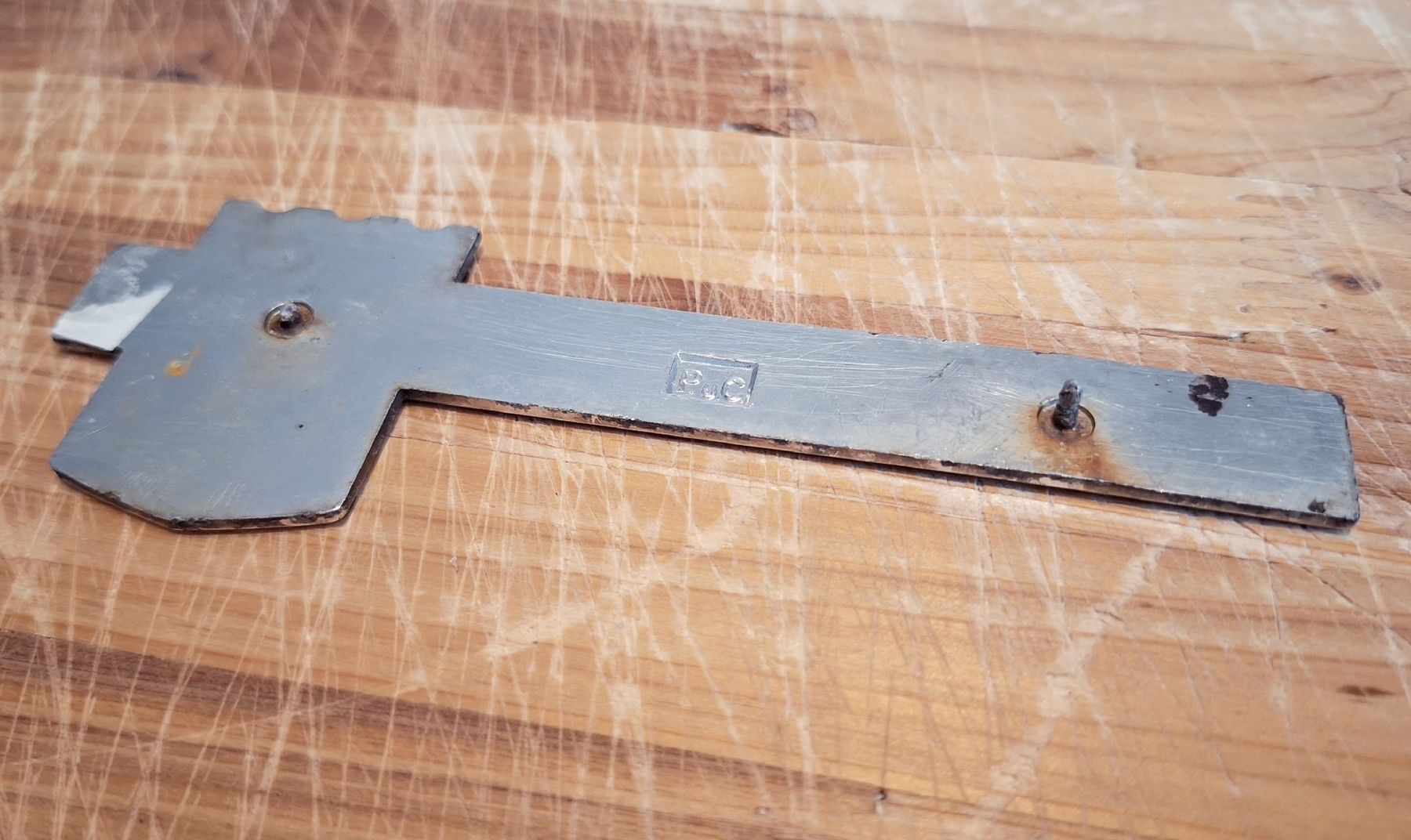 Volvo Tutti pezzi di ricambio auto: Volvo 144 Emblem – Usato da Triesen venduto da BLACKSHEEP75 4