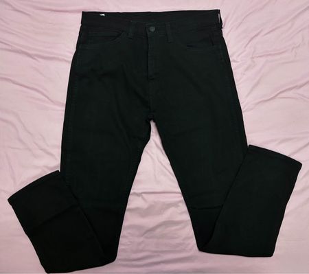 Jeans Levi's 508 noir - taille W34 L36 - très bon état