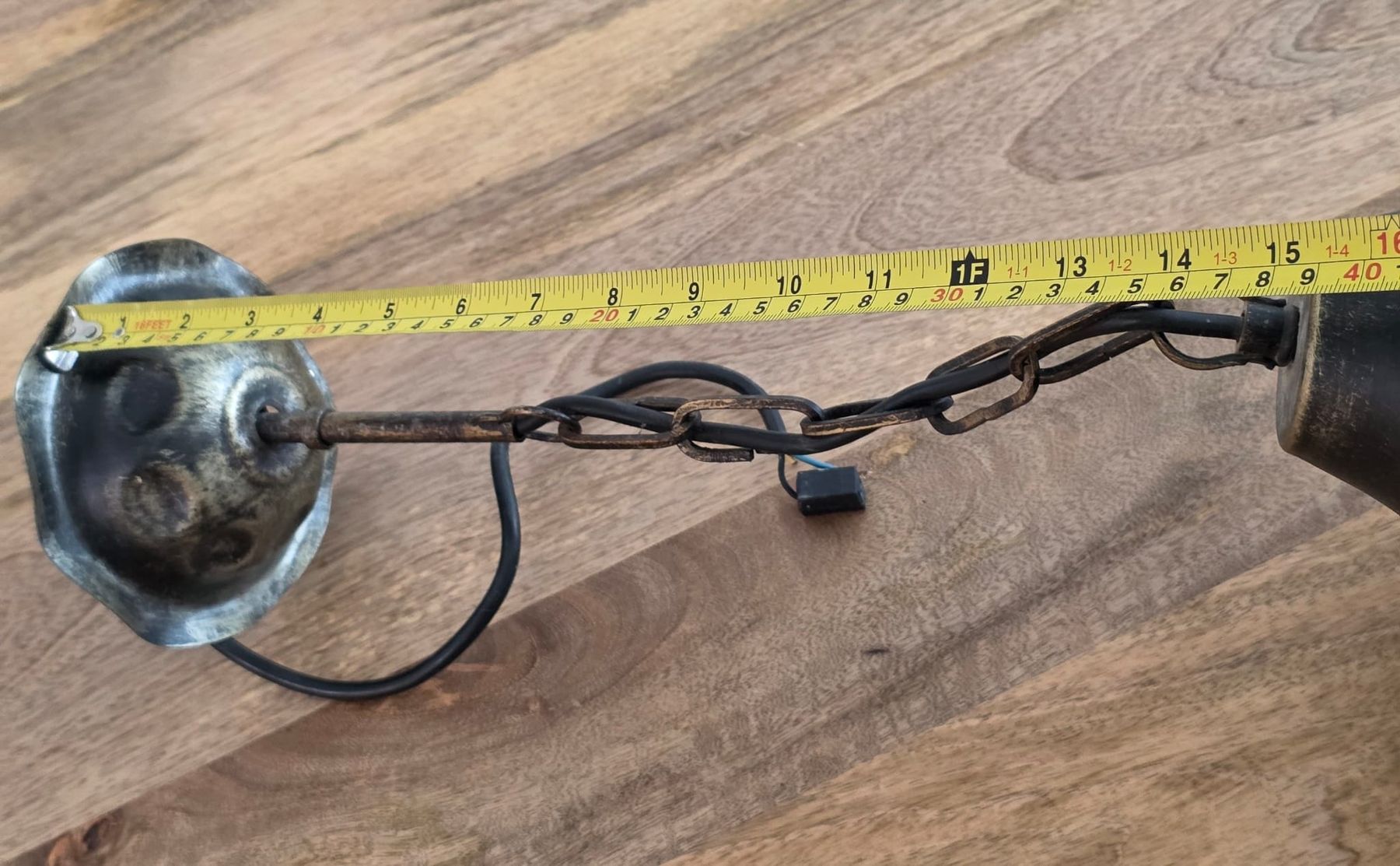 Kronleuchter & Deckenlampen: Hängeleuchte mit Bernstein Glas und Metallgehäuse – Gebraucht aus Rheinsulz von Dred 9