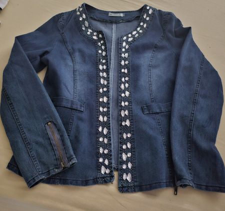 Jeansjacke mit Applikationen Damen Grösse S