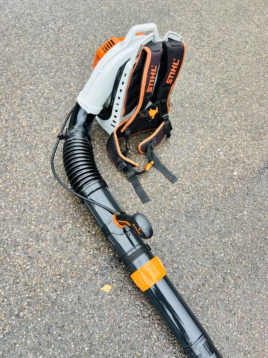 Stihl Aspirateurs & souffleurs à feuilles: Laubbläser Stihl Br 800 C – D'occasion à Urdorf par mas_5wfz 7