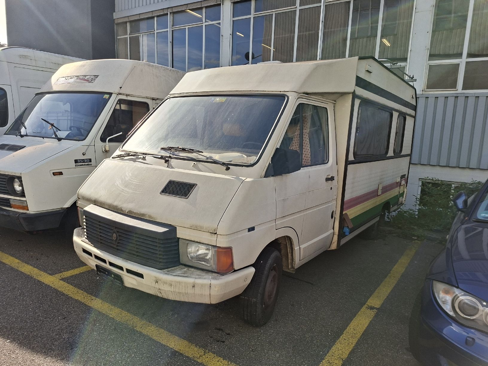 Renault Camping Fahrzeuge: Camper Renault – Defekt aus Kloten von Tk-autohilfe 1
