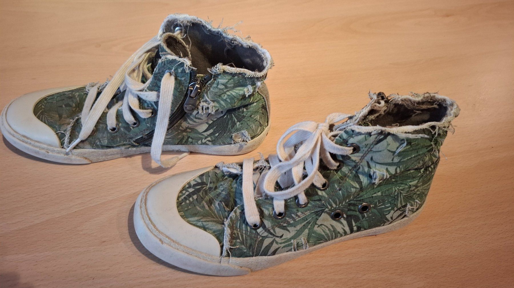 Tom Tailor Schuhe für Jungen: Kinder Sneaker Marke Tom Tailor Größe 36 – Gebraucht aus Rothenfluh von Sawi80 1