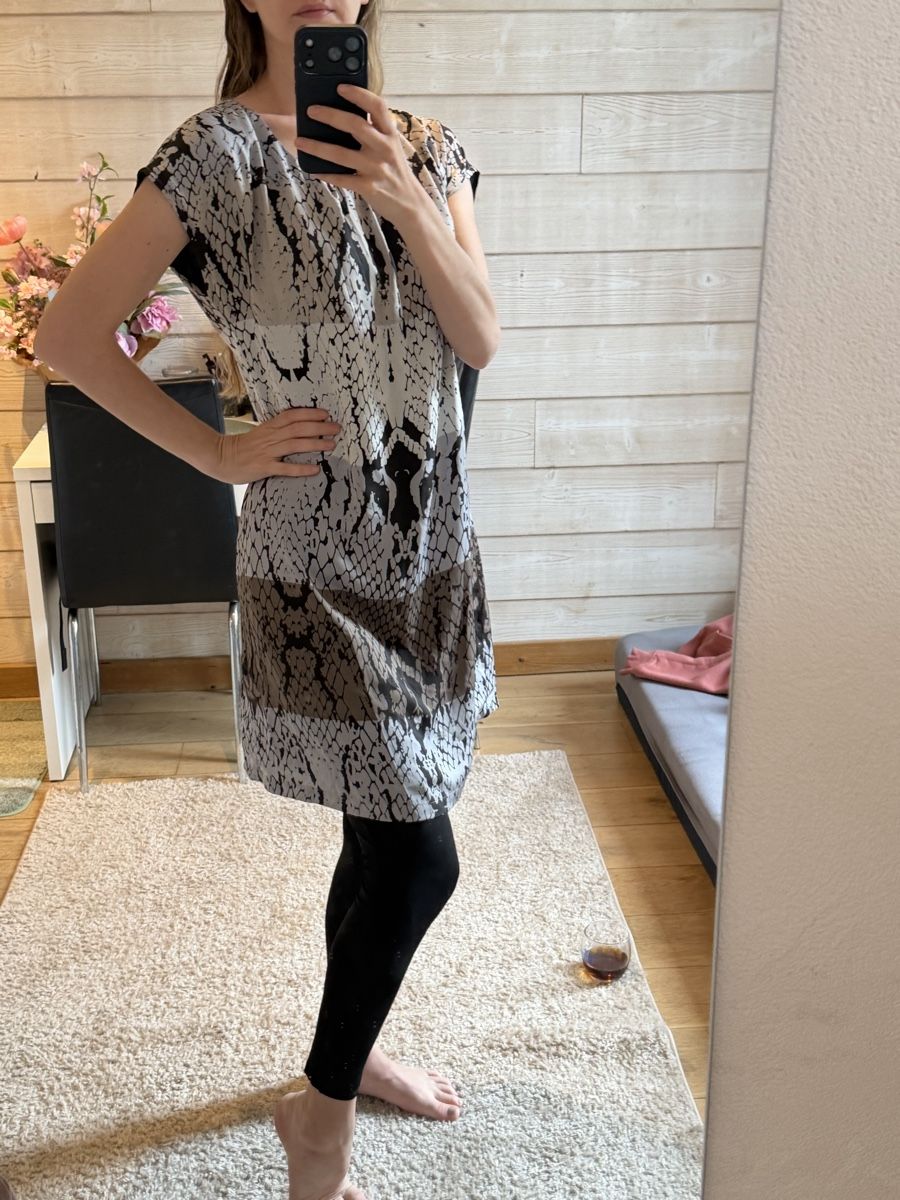 Mexx Kleider: Mexx perfect condition dress – Gebraucht aus Pully von vik_2mrb 2