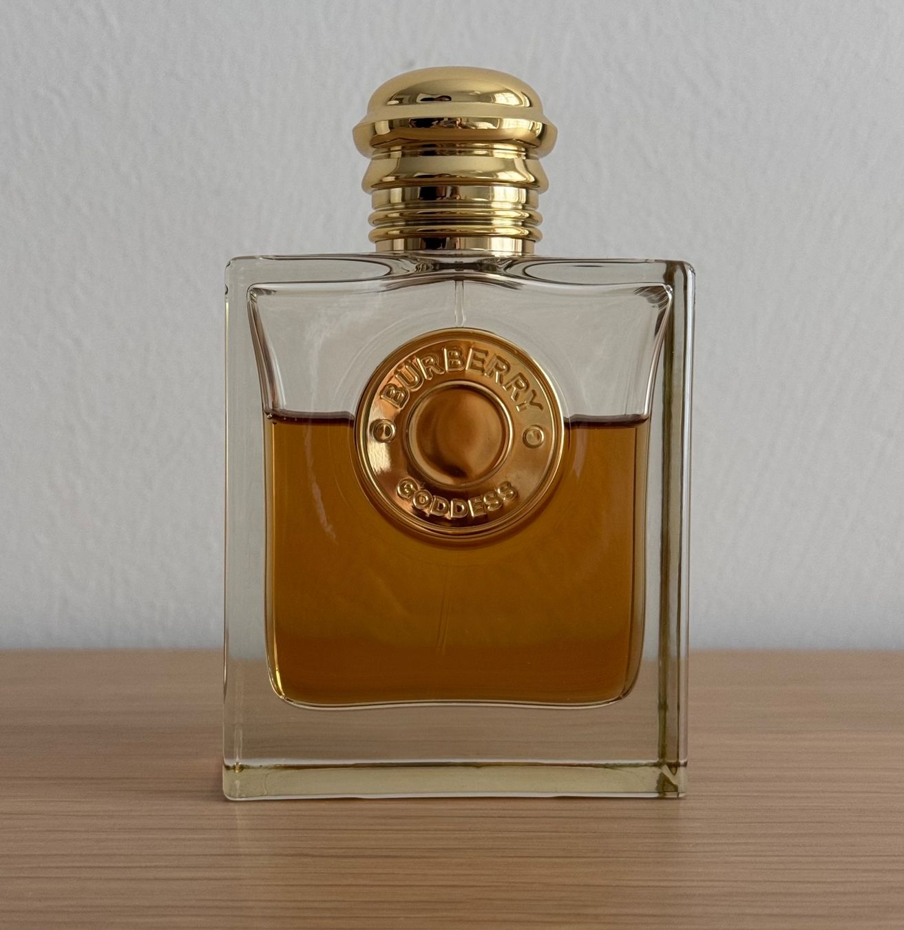 Burberry Parfums & Eau de Toilette: Burberry goddess - EDP 100 ml – D'occasion à Luzern par bea_66bq