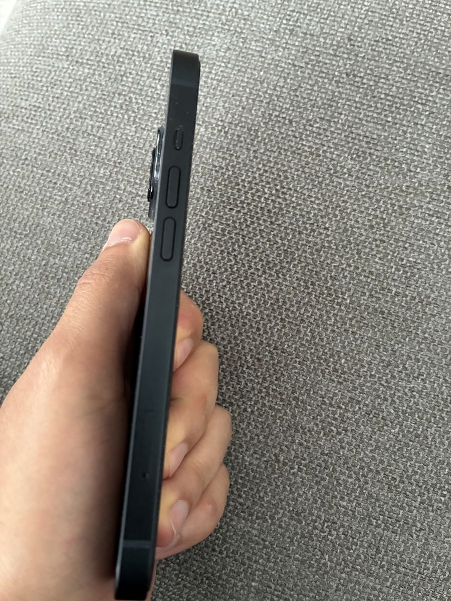Apple Telefoni cellulari / Smartphones: iPhone 13 128GB – Usato da Wetzikon ZH venduto da 42bkk 2