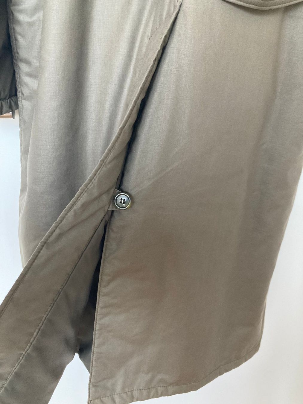 Cappotti: Langer Trenchcoat, Gr. 50 - NEU – Nuovo (secondo la descrizione) da Basel venduto da Nofretete39 5