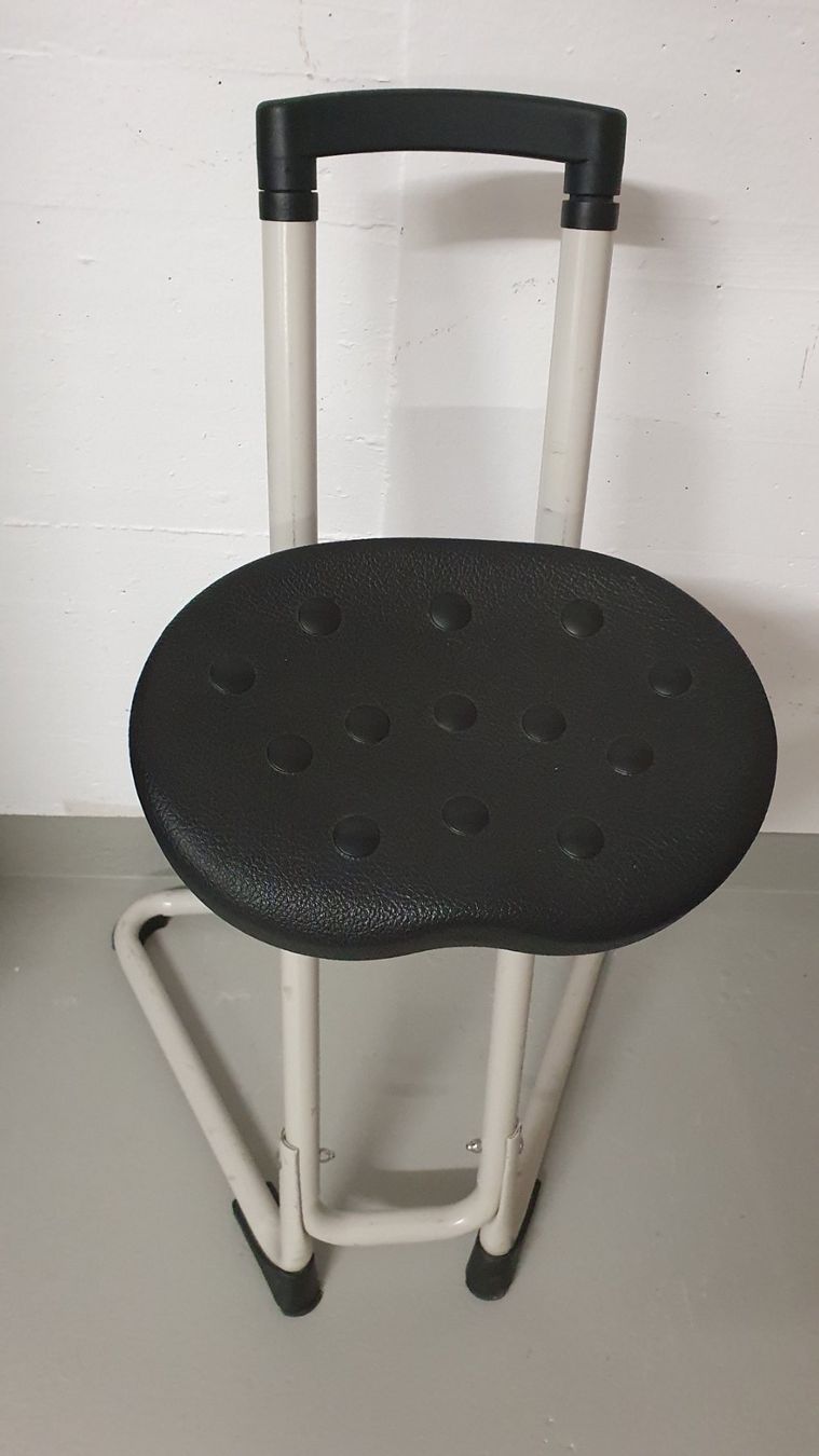 Hocker: Stehhilfe, höhenverstellbar mechanisch – Gebraucht aus Amriswil von stephan.zoellig 1