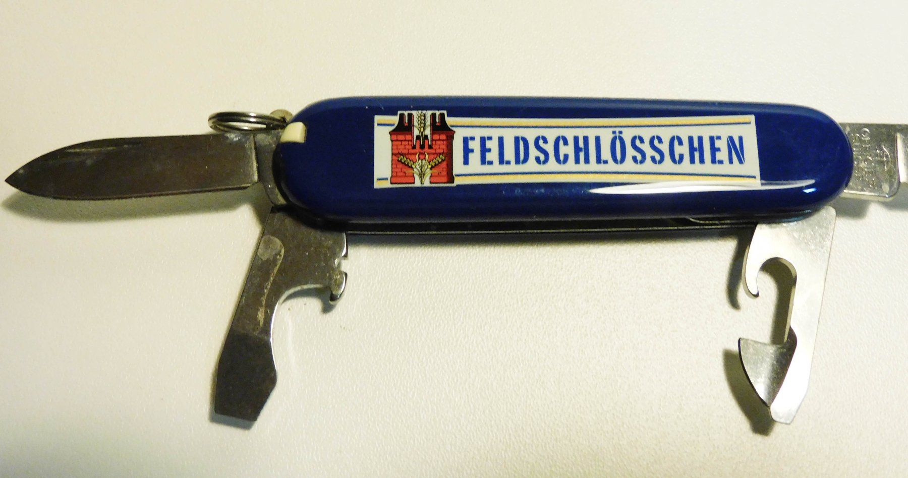 Feldschlösschen Couteaux de poche: Sackmesser Feldschlösschen Offiziersmesser – D'occasion à Sursee par 76