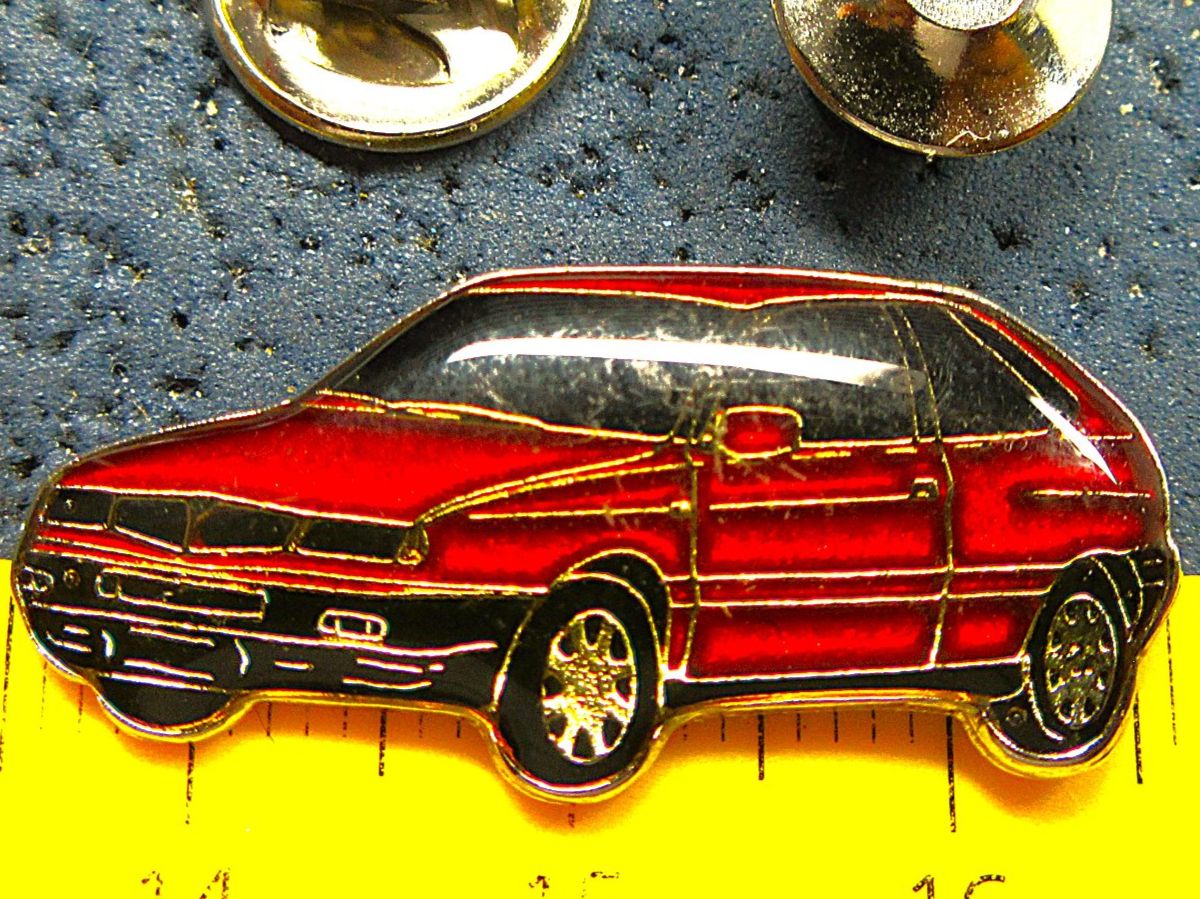 Lancia Placchette & Badge: LANCIA AUTO PIN GLASIERT MIT SECURITY-CLIP – Usato da Ettingen venduto da Hausi4711 1