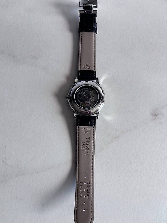 À vendre montre TISSOT powermatic 80 (Neu und originalverpackt) in Aire ...