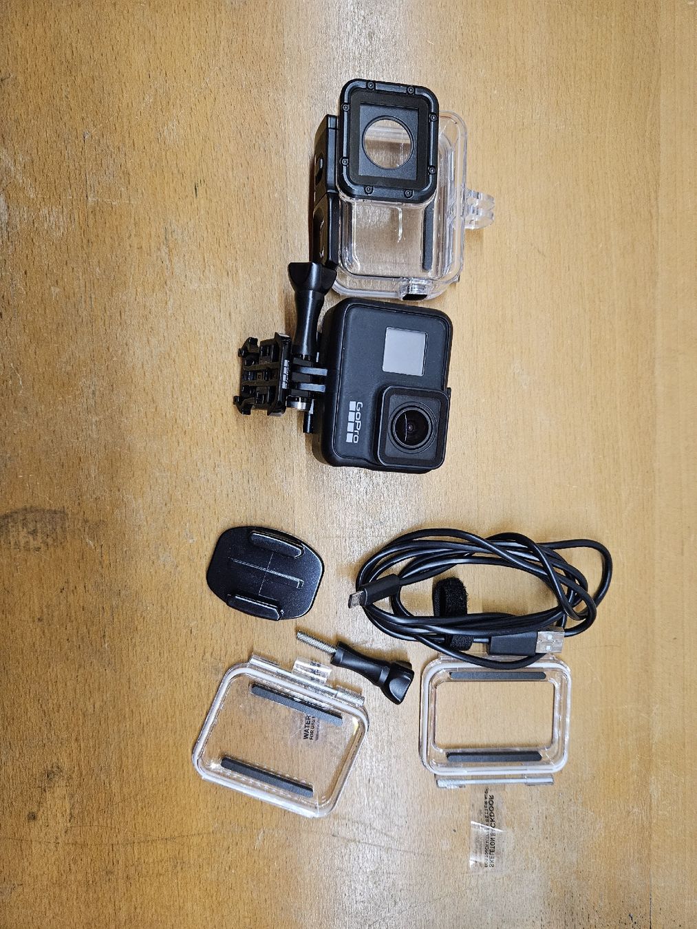 Gopro Action Cam: GoPro Hero 7 mit wasserdichtem Casing – Usato da Sursee venduto da ren_9mcp 2