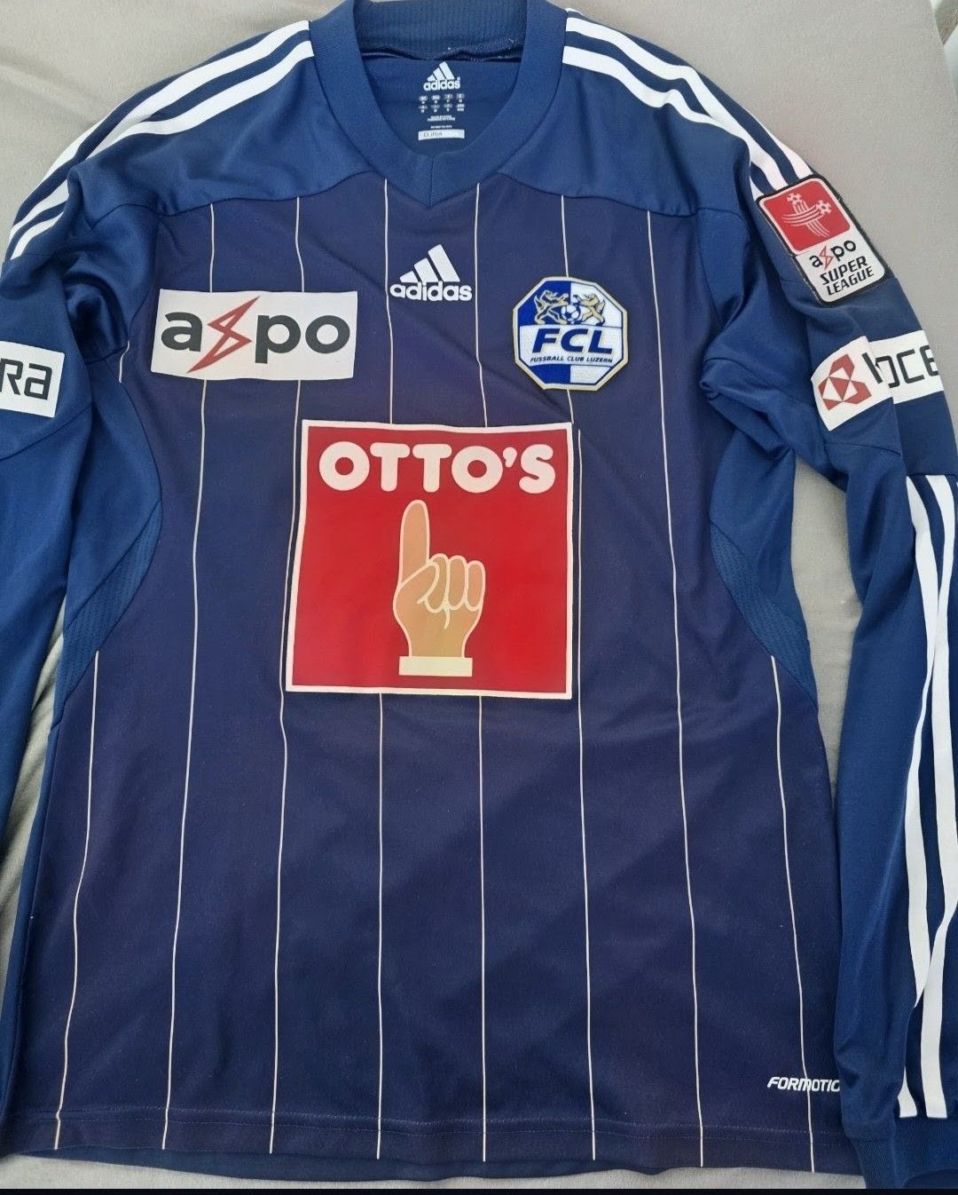 FC Luzern Canottiere & Pantaloni: FC Luzern Matchworn Vintage Trikot – Usato da Dietikon venduto da Saka0