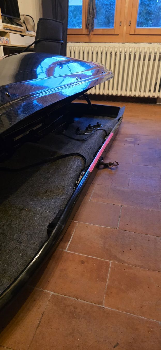 Thule Box da tetto: Coffre de toit Thule noir 230 x 70 cm – Usato da EPALINGES venduto da fre_vr52 3