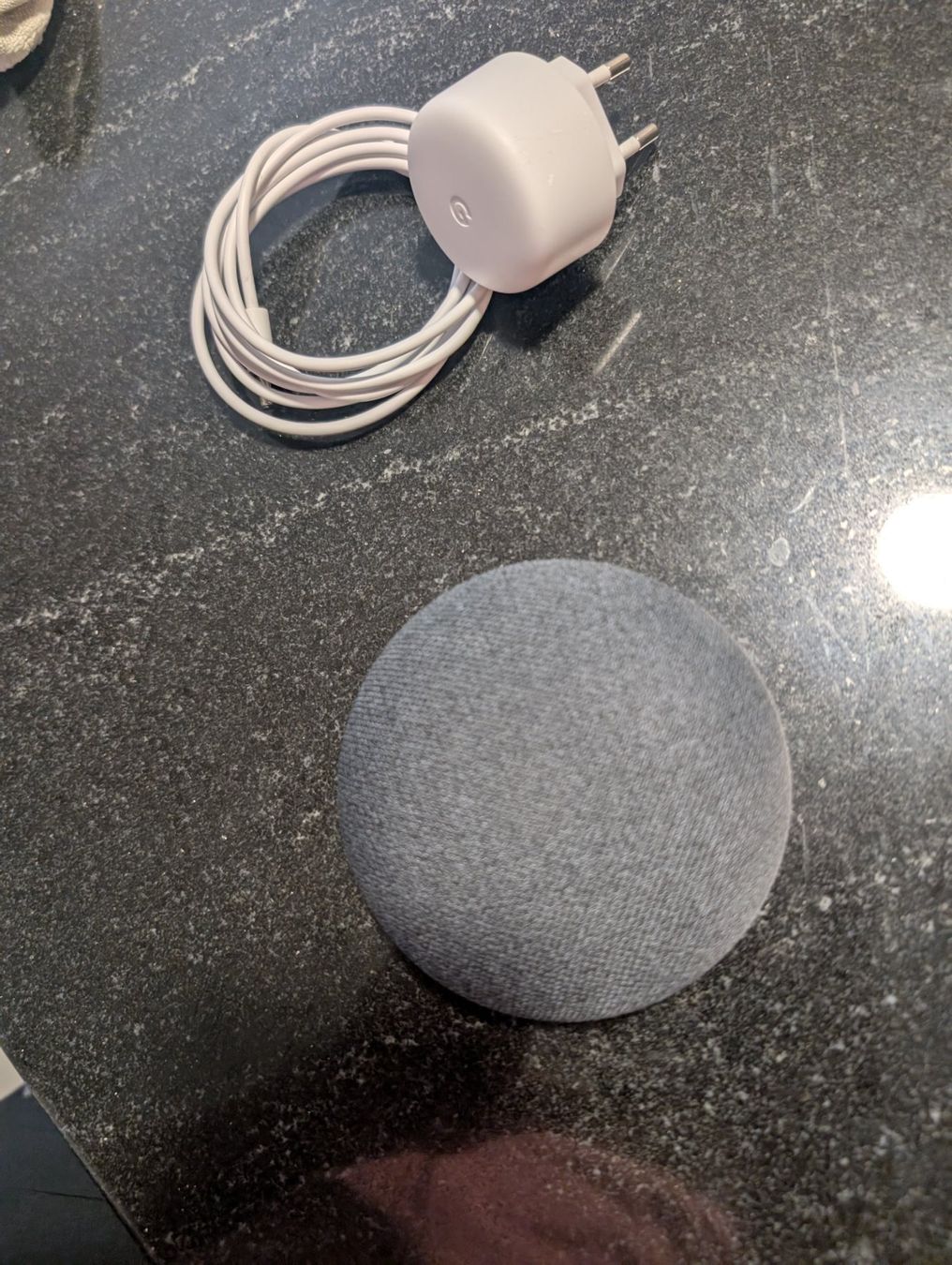 Google Lautsprecher: Smart Speaker Google Nest Mini Gen 2 – Gebraucht aus Münsingen von Sam_Brech 1
