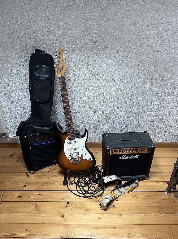 Strumenti musicali: Gitarre – Usato da Knonau venduto da Lars.it10 1
