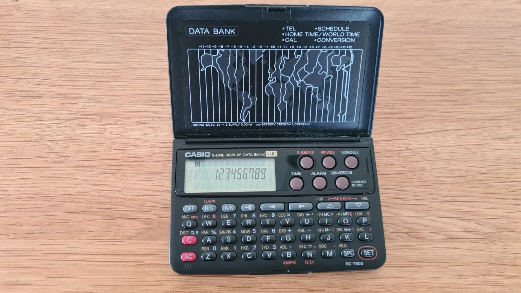 Casio Palmari: Vintage Casio Data Bank DC-7500 PDA – Usato da Winterthur venduto da stufaphi 2