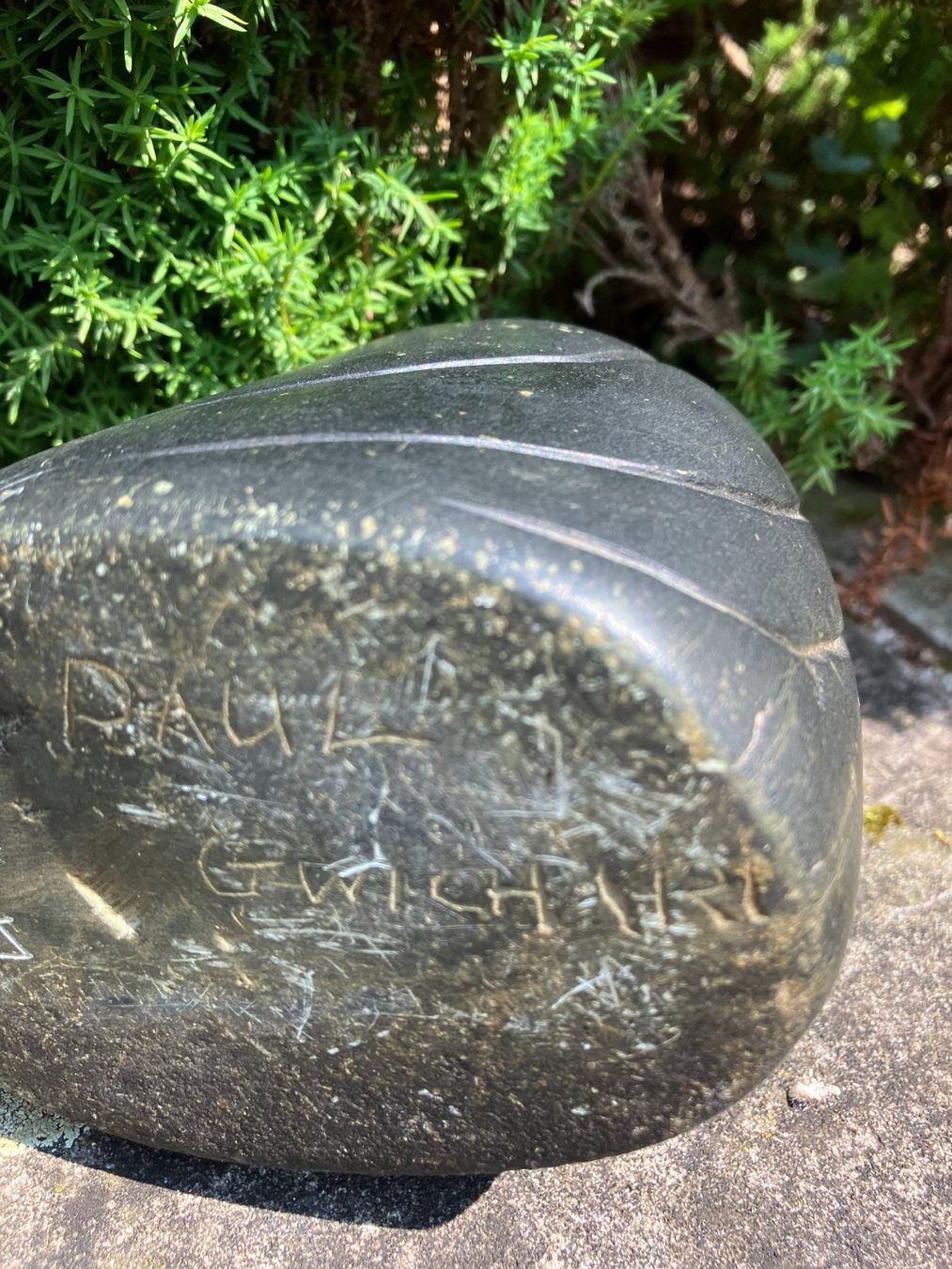 Skulpturen & Statuen: Steinskulptur, signiert – Gebraucht aus Männedorf von Amleto3 4